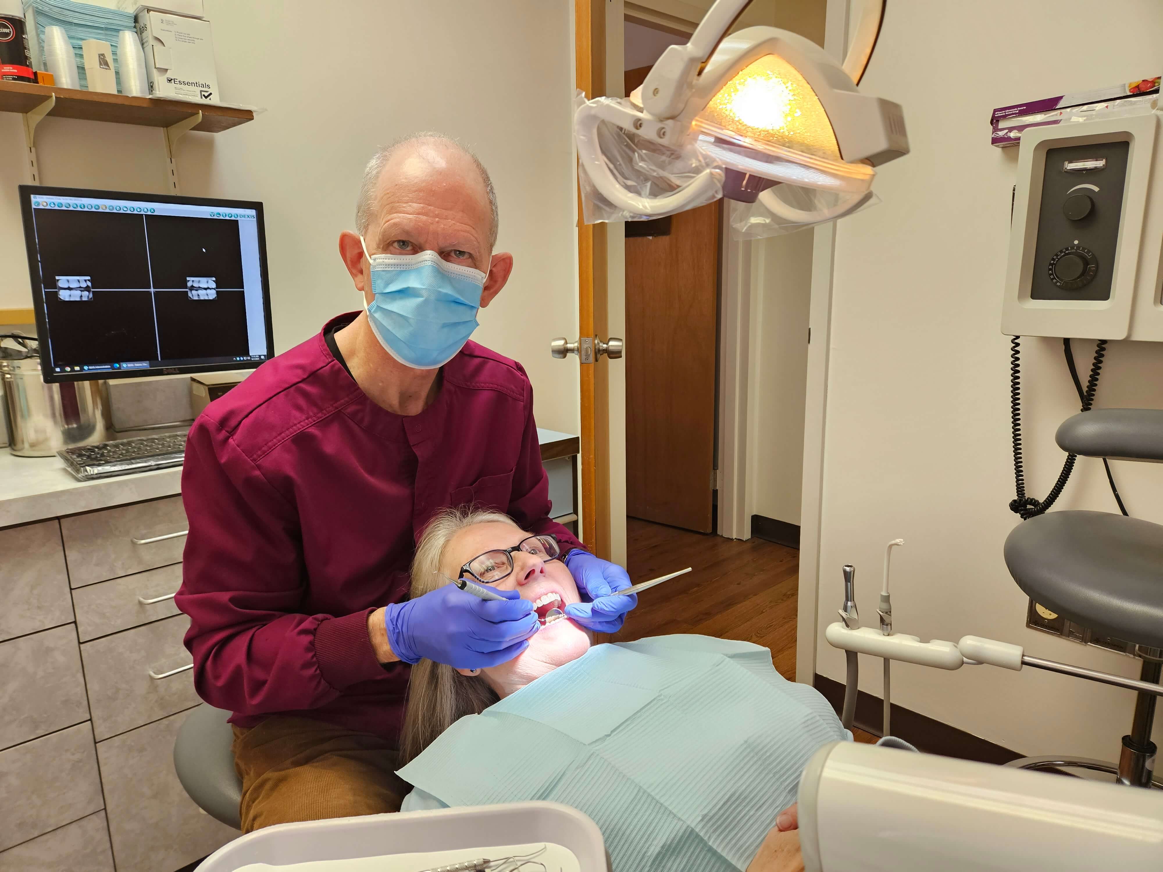 dentist working in Connecticut